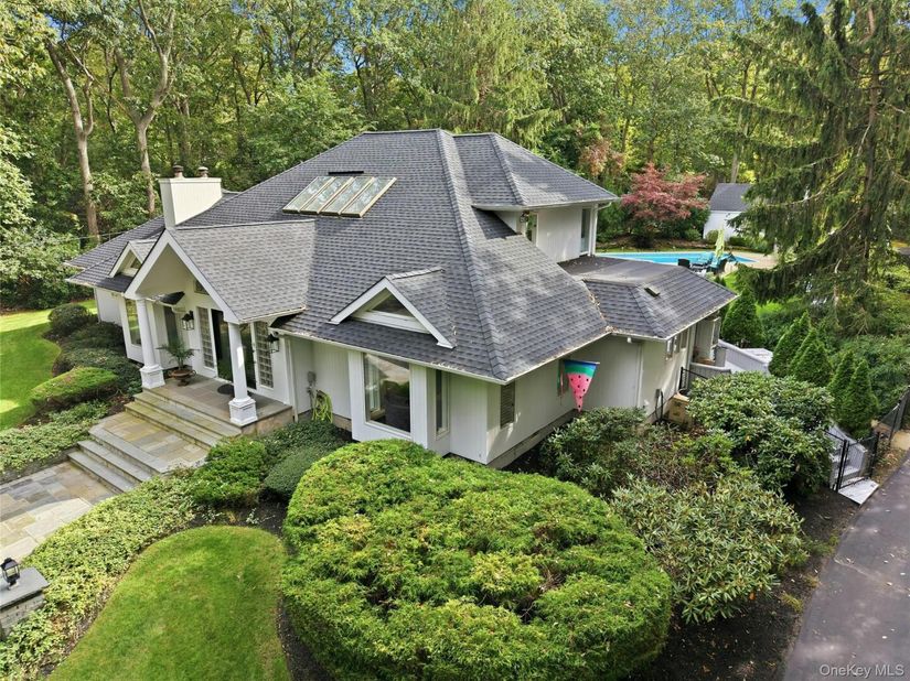 52 W Meadow Road, Setauket NY 11733