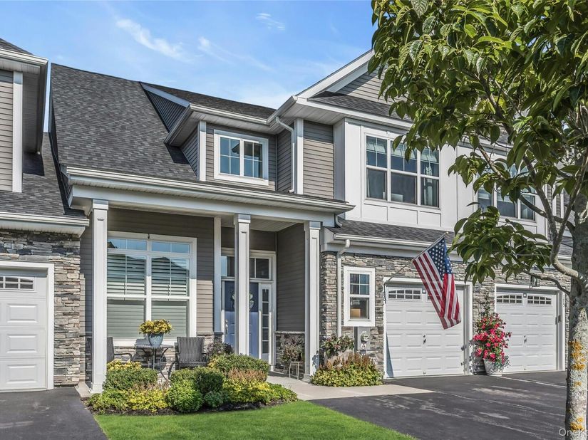 176 Towering Moon Lane, Yaphank NY 11980