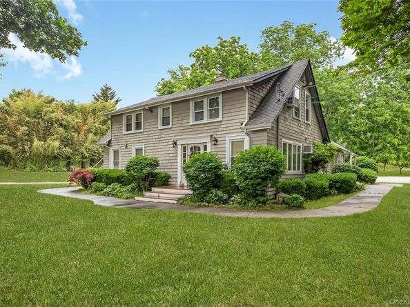 645 Middle Country Road, Middle Island NY 11953