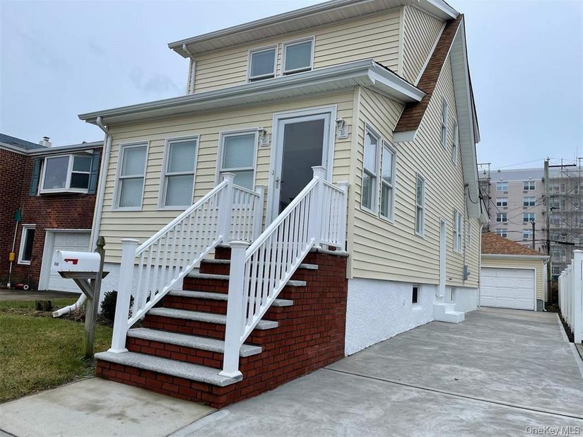 548 E Broadway, Long Beach NY 11561
