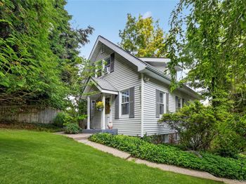 2 Bayview Terrace