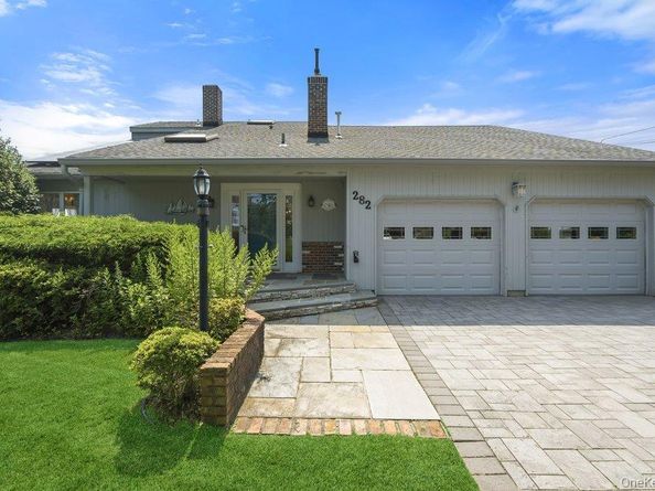 282 Belvedere Drive, Oakdale NY 11769