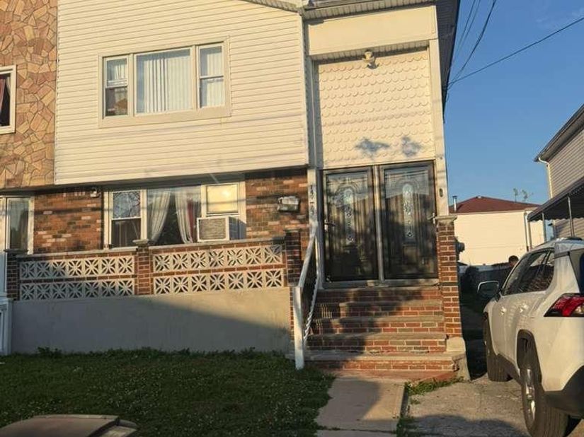 14983 254th Street, Rosedale NY 11422