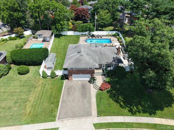 32 Lark Drive
