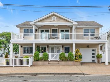 625 W Walnut Street
