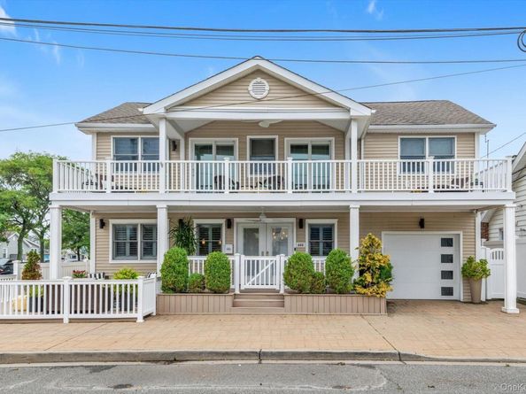625 W Walnut Street, Long Beach NY 11561