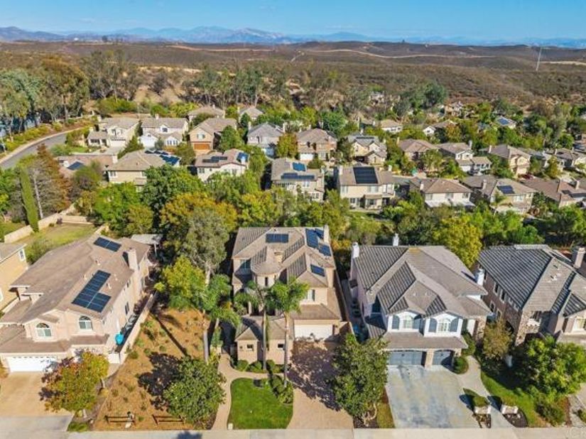 12755 Fairbrook Rd, San Diego CA 92131