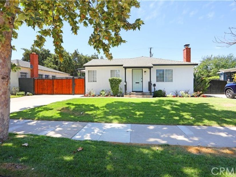 812 N Louise, Santa Ana CA 92703