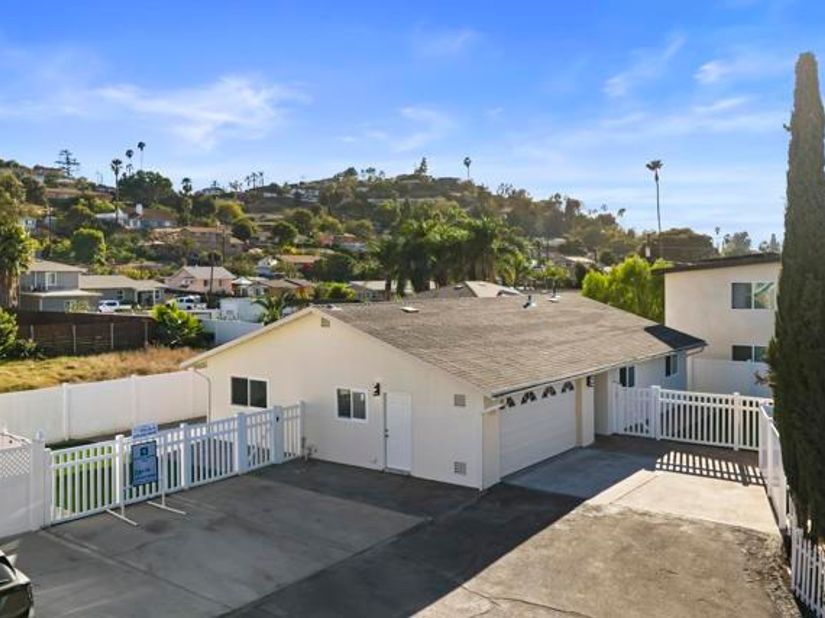 1199 E Washington Ave, El Cajon CA 92019