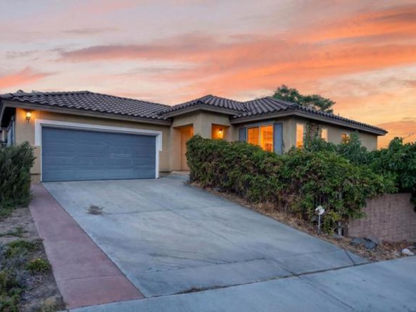 10441 Lake Breeze Drive, Spring Valley CA 91977