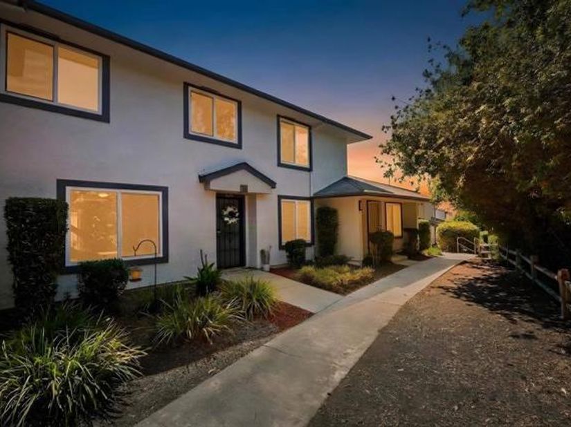 10656 King Phillip Ct., Santee CA 92071