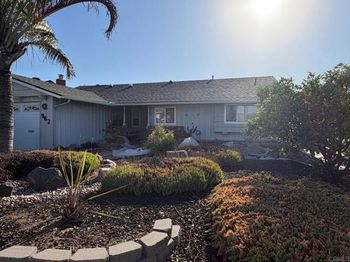 962 Nacion Ave.