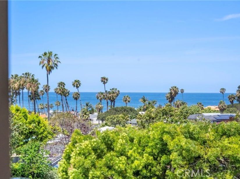 8361 Calle Del Cielo, La Jolla (san Diego) CA 92037