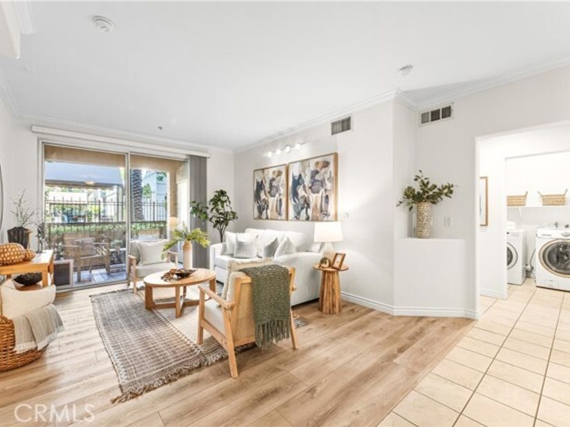 2105 Watermarke, Irvine CA 92612
