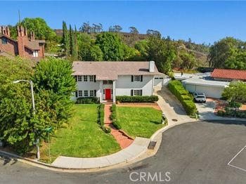 10611 Calm Hill