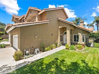 6041 E Queens Drive