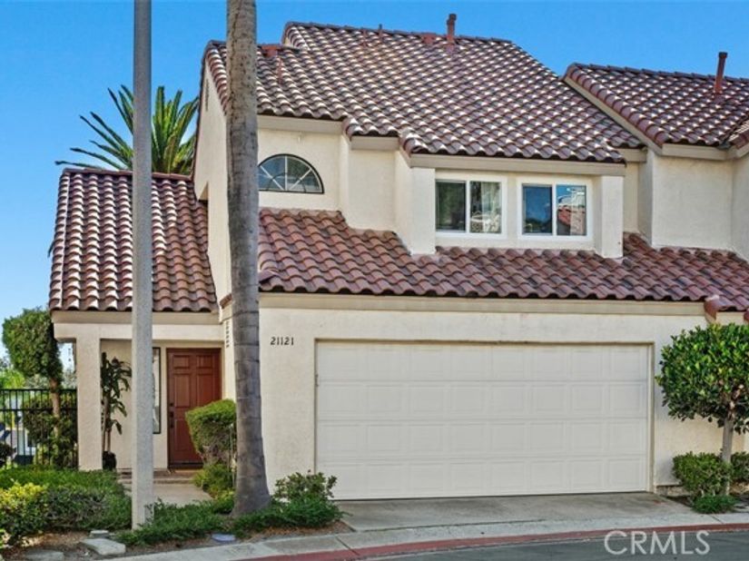 21121 Calle De Paseo, Lake Forest (el Toro) CA 92630