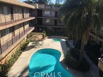 8505 Columbus Avenue