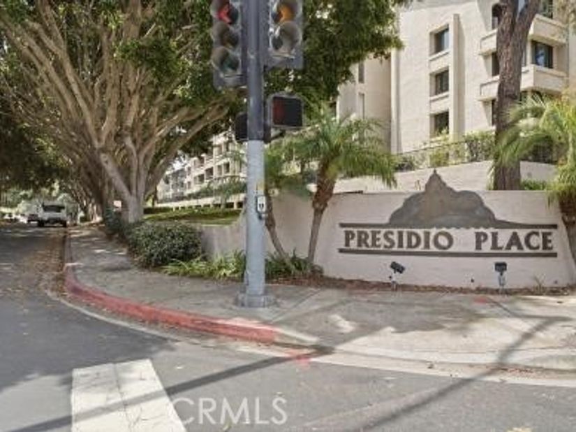 5705 Friars 22, San Diego CA 92110