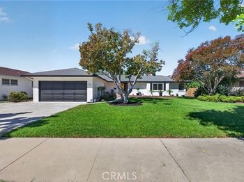 227 N Larkin
