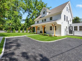 7 Tait Road