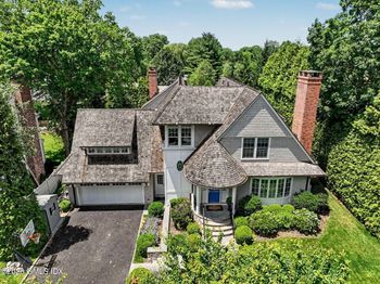 7 Hearthstone Drive