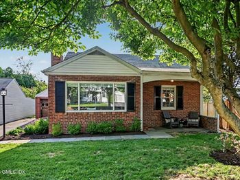 14 Spezzano Drive