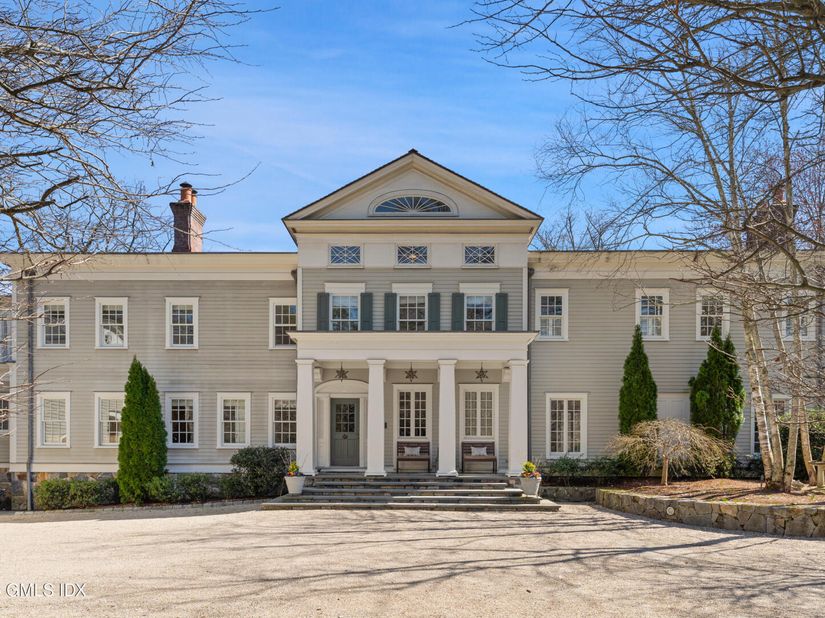 7 Calhoun Drive, Greenwich CT 06831