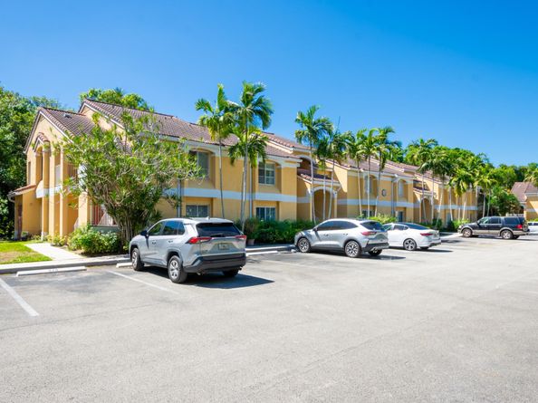 2440 NW 33rd St 1808, Oakland Park FL 33309