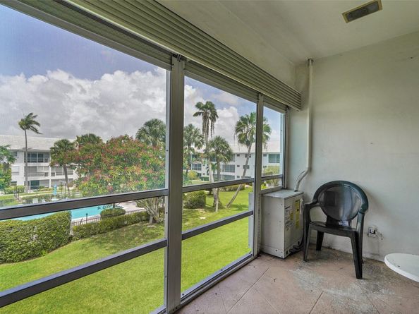 2050 NE 39th St E306, Lighthouse Point FL 33064