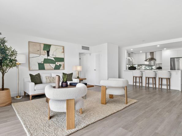 354 Chilean Avenue 4d, Palm Beach FL 33480