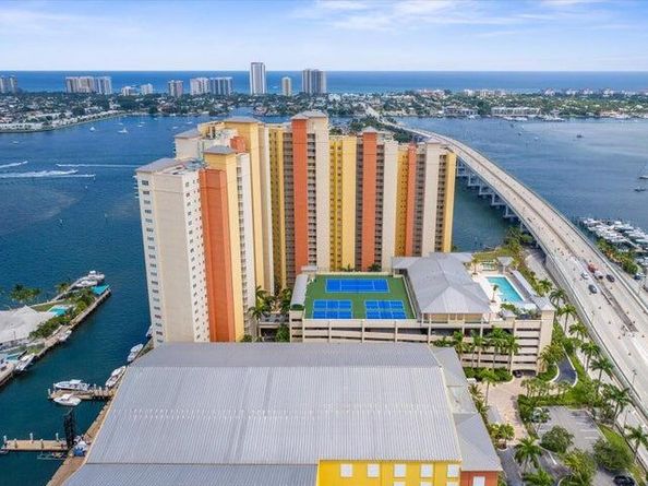 2650 Lake Shore Drive 1004, Riviera Beach FL 33404