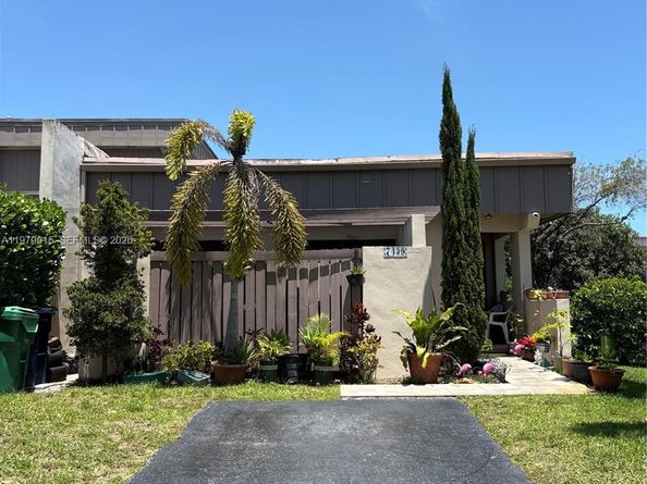 7439 SW 106th Court, Miami FL 33173