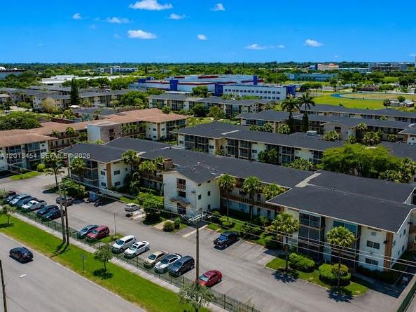 17050 NE 14th Avenue 208, Miami FL 33162