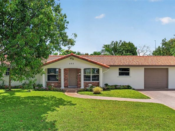 292 SW 52nd Avenue, Plantation FL 33317