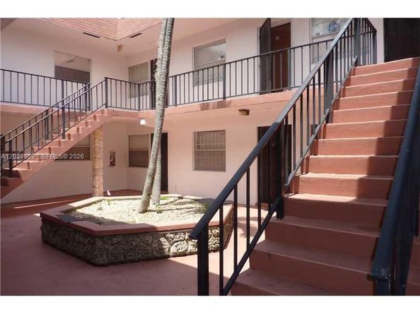 344 SW 1st Street 9, Pompano Beach FL 33060