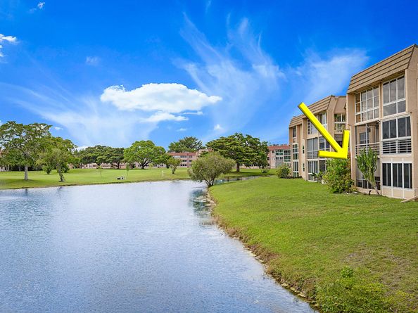 9201 Sunrise Lakes Boulevard 107, Sunrise FL 33322
