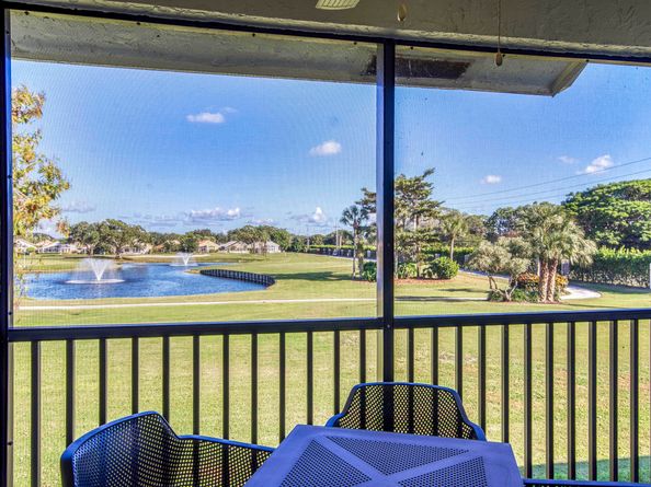 12790 Briarlake Drive 202, Palm Beach Gardens FL 33418
