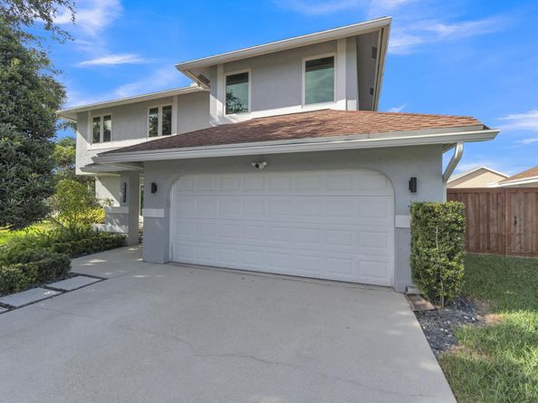 22577 Blue Fin Trail, Boca Raton FL 33428