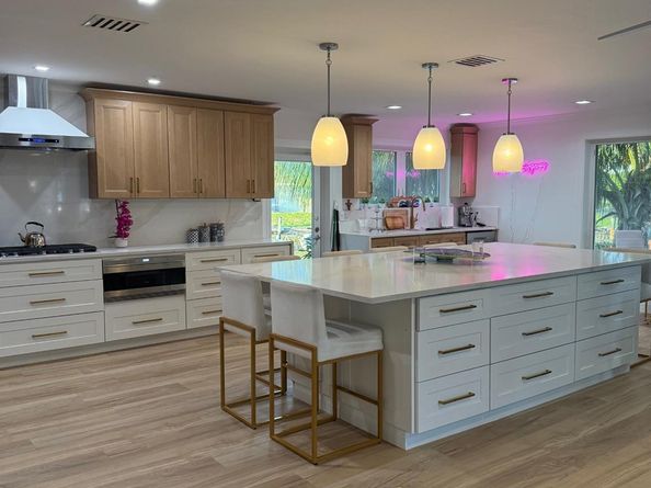 1861 SE 6th St, Pompano Beach FL 33060