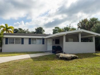 802 Royal Palm Beach Boulevard