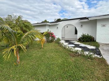 854 Royal Palm Beach Boulevard