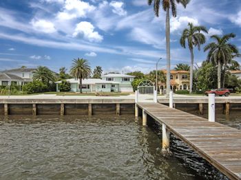 3405 S Flagler Drive