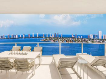 220 Lake Shore Drive