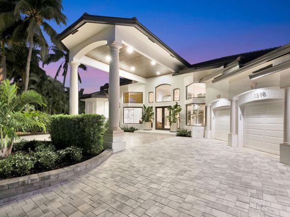 1518 E Lake Dr, Fort Lauderdale FL 33316