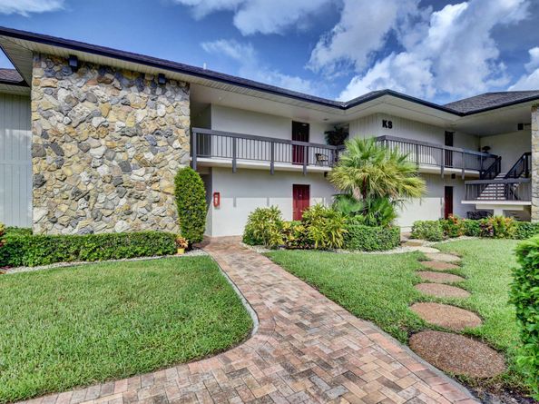 620 Greensward Lane 202Ks, Delray Beach FL 33445