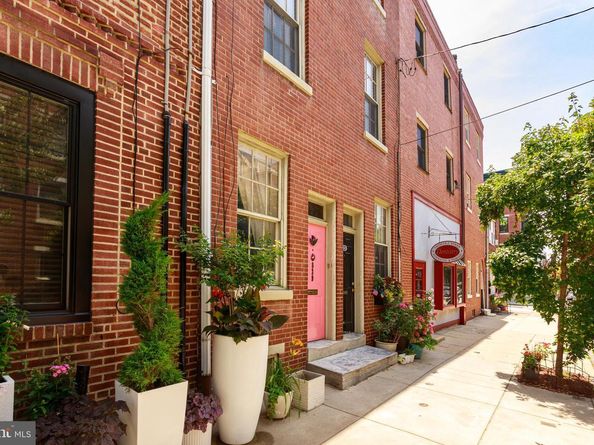 829 S 2nd Street, Philadelphia PA 19147