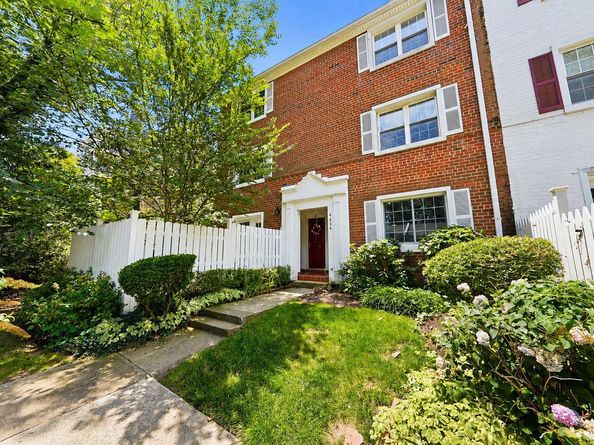4634 28TH Road S A, Arlington VA 22206