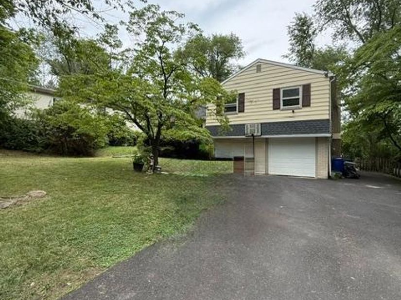 152 E Church Road, Elkins Park PA 19027