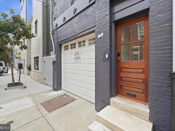 726 Latona Street, Philadelphia PA 19147